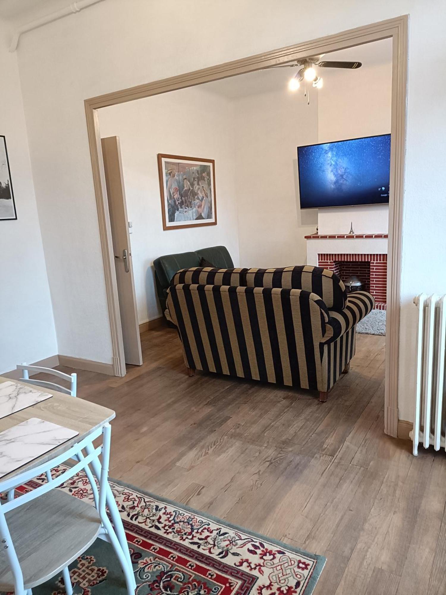 Spacious Luxury 2 Bed Appartment Carcassonne Exterior photo